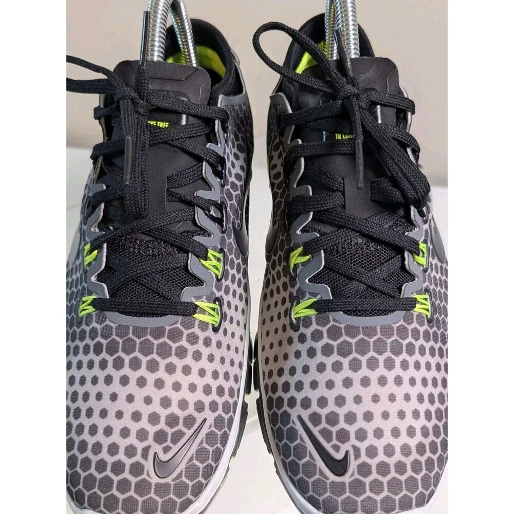 Nike this women